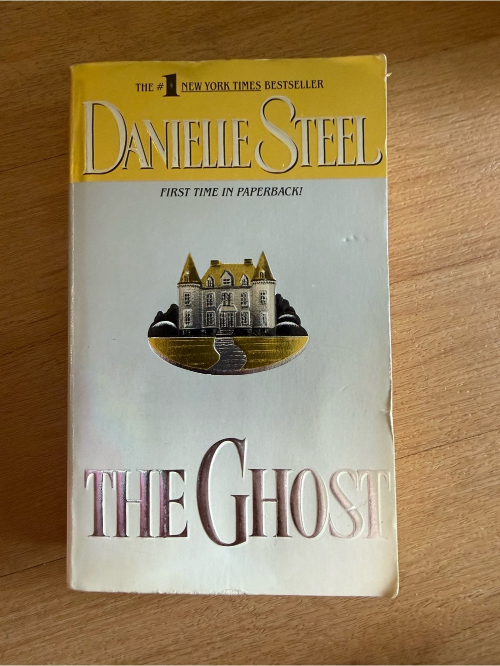 📚3 for $12📚 Danielle Steel "The Ghost" Paperback — Yellow & White Cover